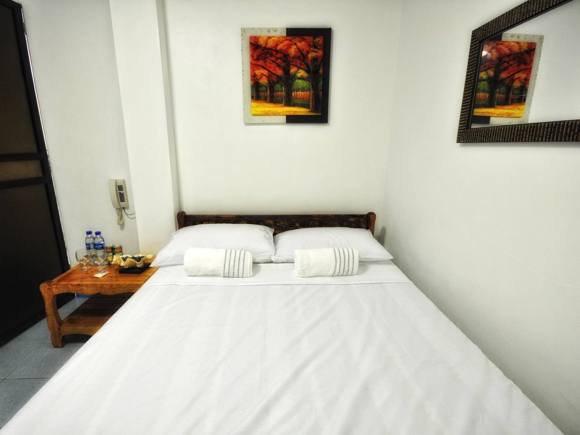 Villa De Pico Highland Beach Resort Puerto Galera Dış mekan fotoğraf