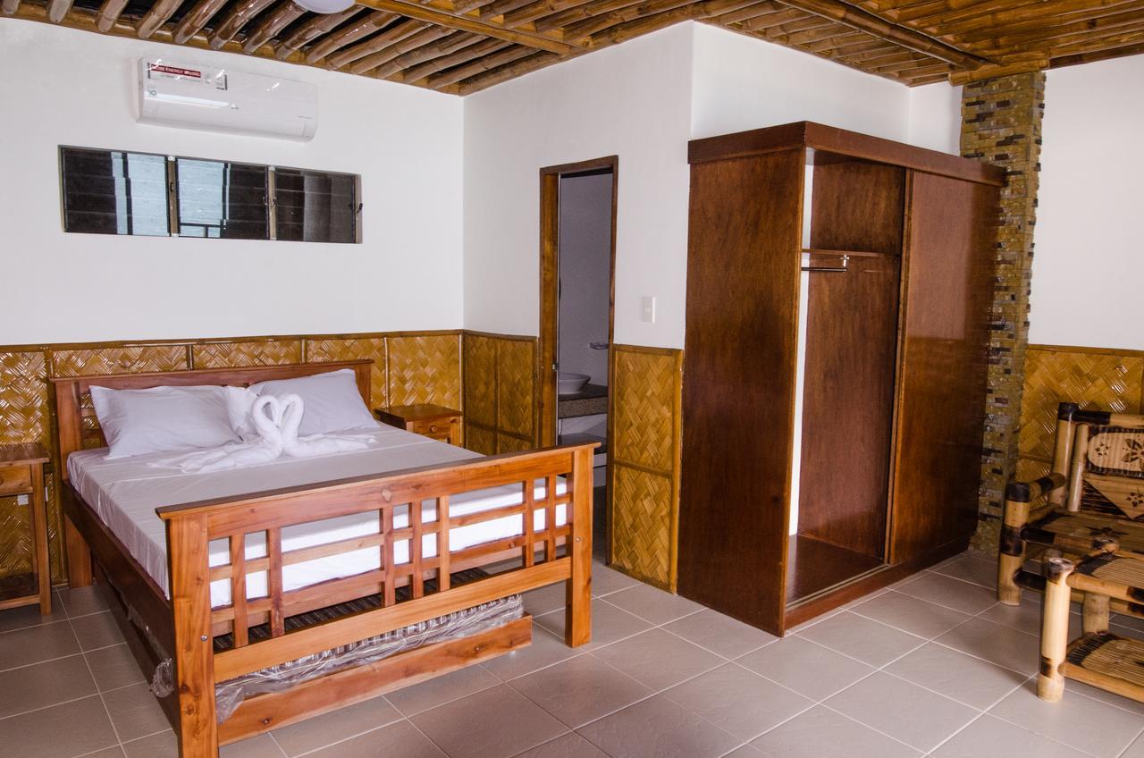 Villa De Pico Highland Beach Resort Puerto Galera Dış mekan fotoğraf
